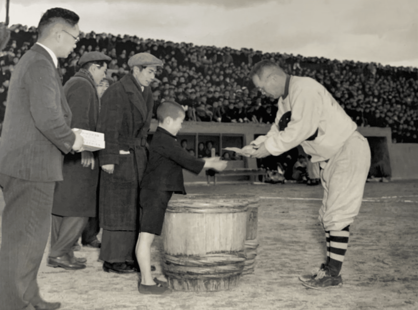 Hiroshima Toyo Carp: Cheering for the Red and White